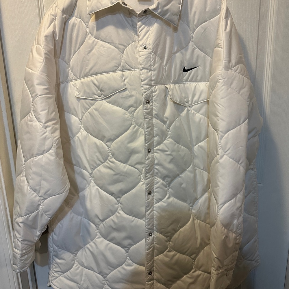 Nike Women's White Quilted Lightweight Jacket